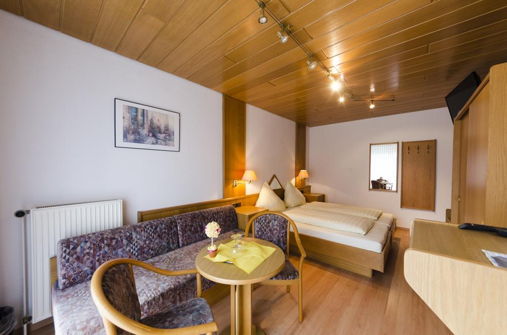 Landhotel Hamburger Hof Nettlingen Room photo